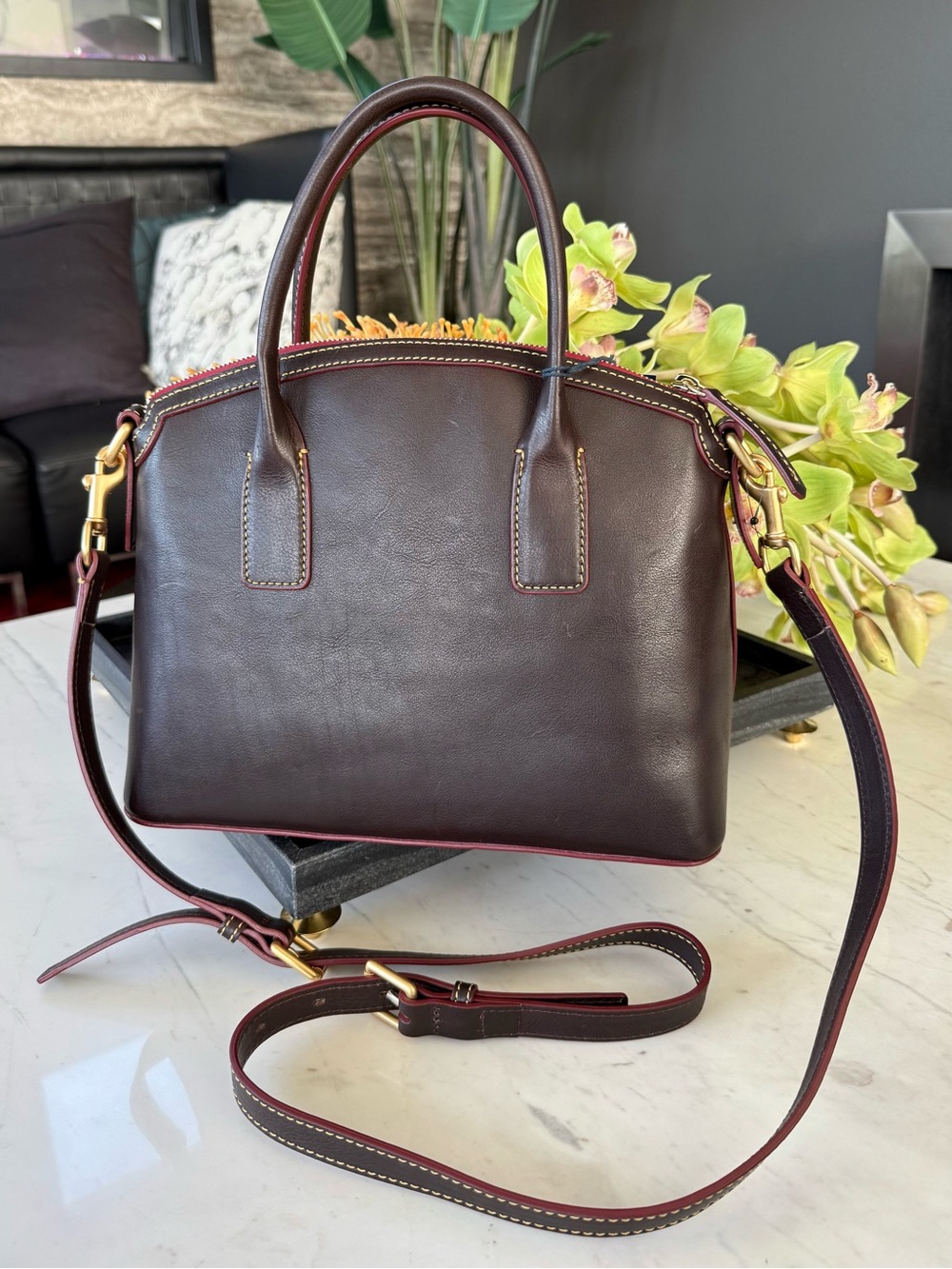 New Dooney & Bourke Florentine Domed Satchel Italian Vacchetta Leather - Picture 9 of 16